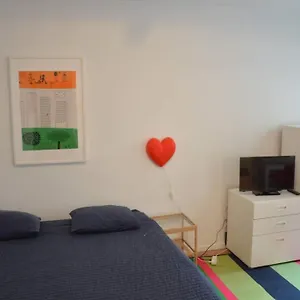 Nice Studio In Marolles Brussel